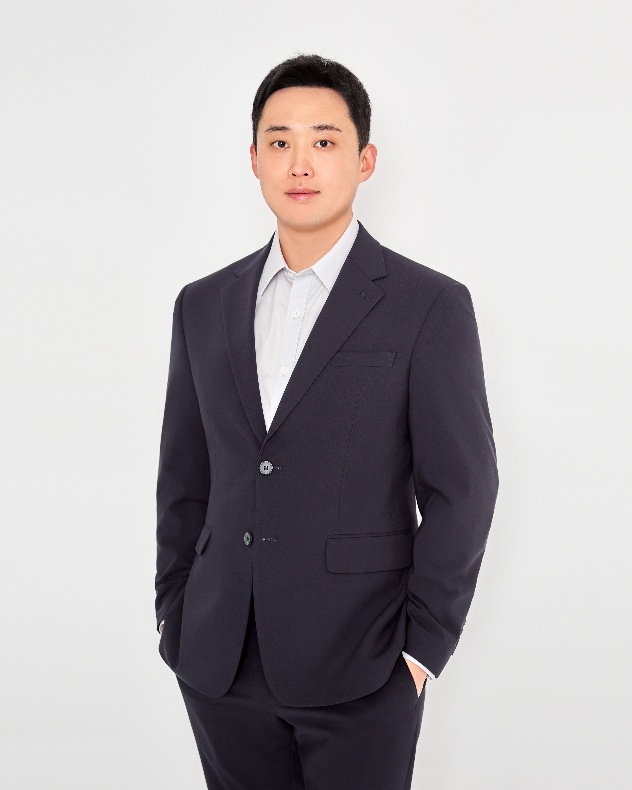 윤용현 회계사